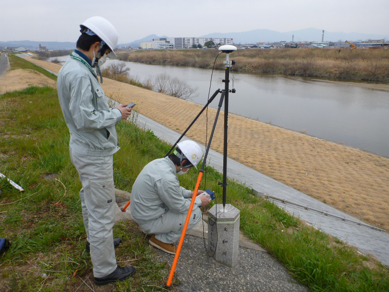 GNSSを使用した基準点測量